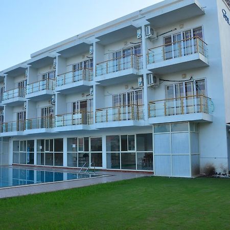 Nilaya Beach Resort Alībāg Eksteriør billede