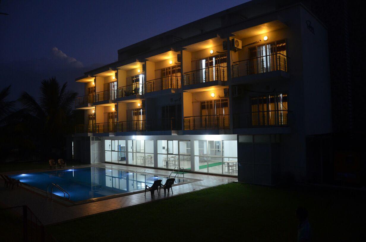 Nilaya Beach Resort Alībāg Eksteriør billede